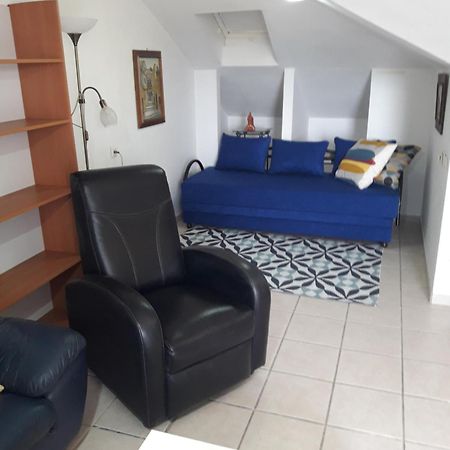Kibbutz Hatzor A Room Close To Ashdod Hatzor Ashdod Bagian luar foto